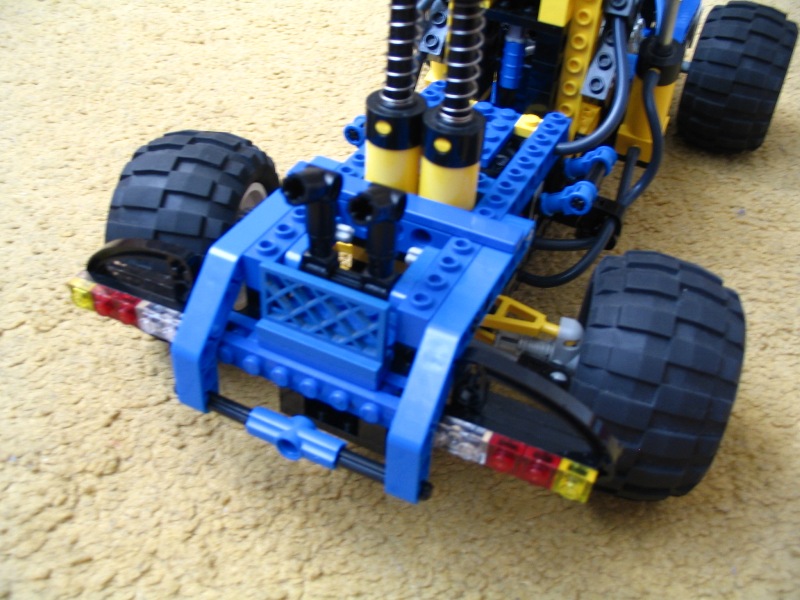 reach_stacker_032.jpg