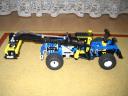reach_stacker_005.jpg
