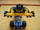 reach_stacker_014.jpg
