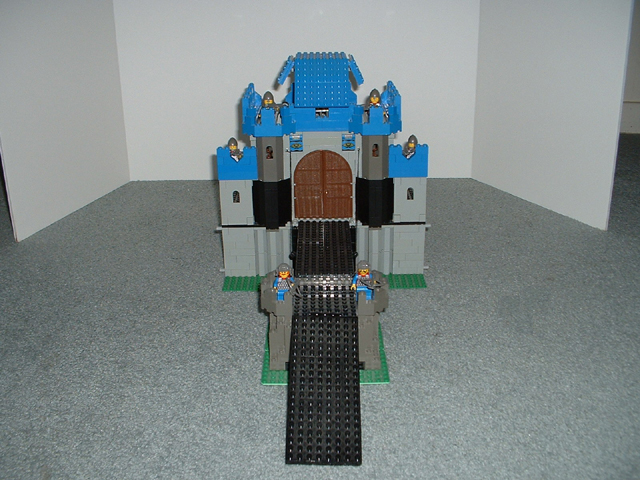 015-g-front.jpg