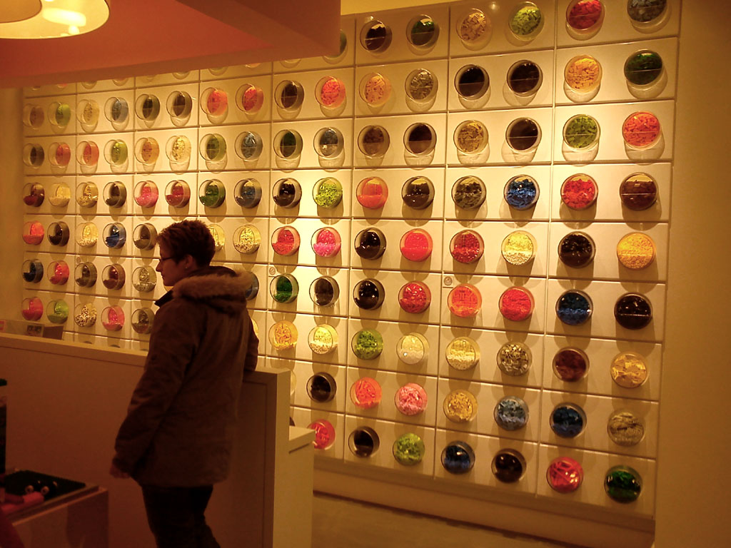 legoshop05.jpg