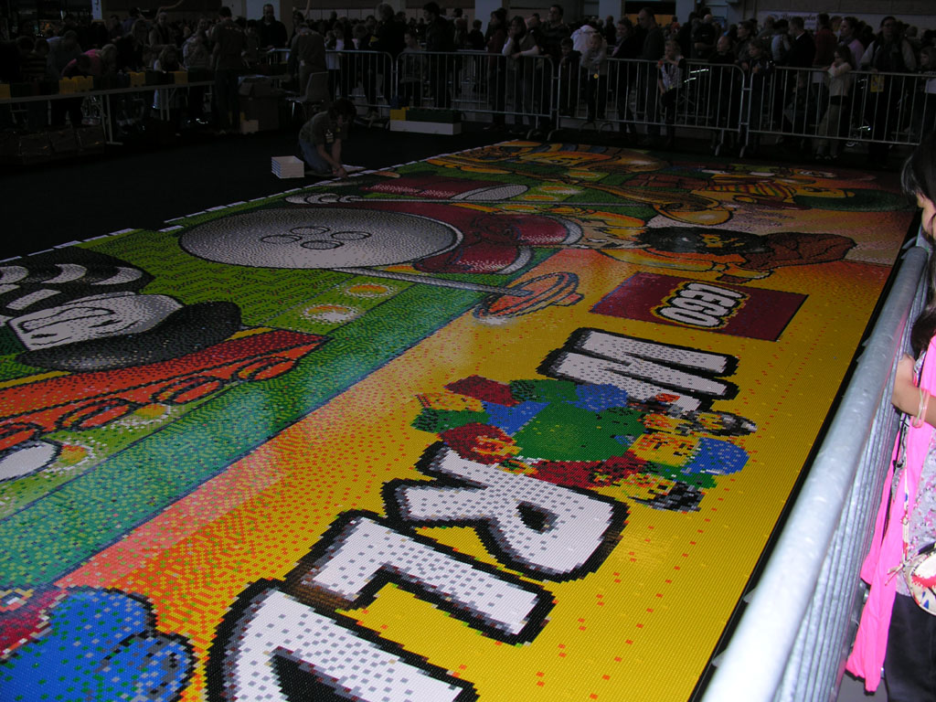 072_fanzone_mosaic.jpg