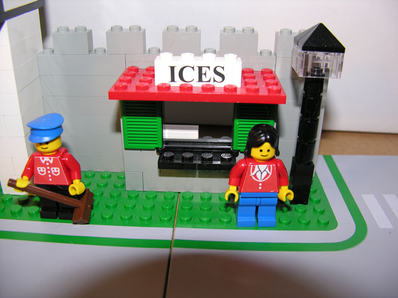 04_1589_ices.jpg
