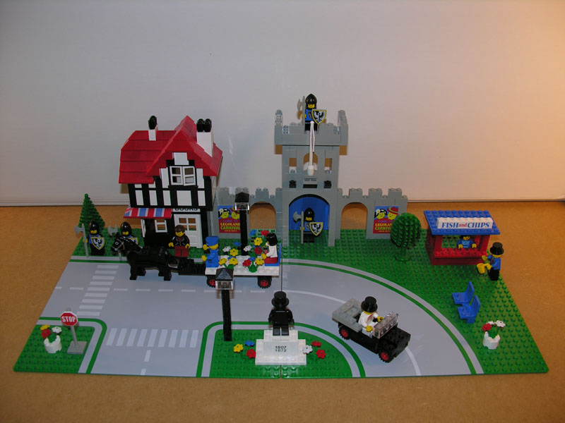 01_townsquare1592.jpg
