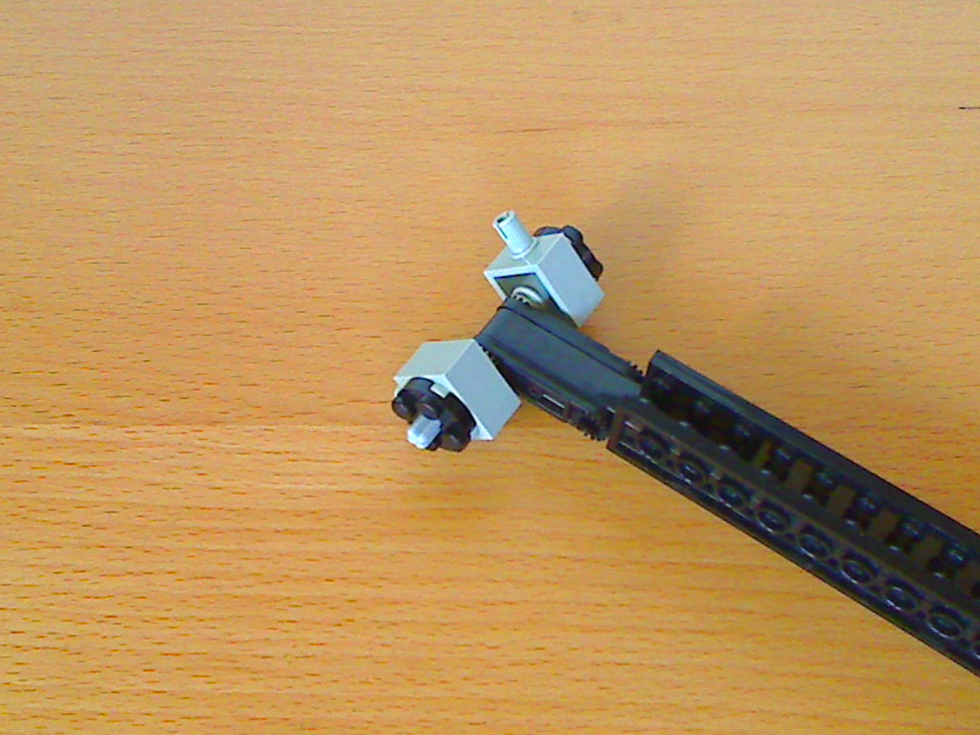 10__knife_edge_suspension.jpg