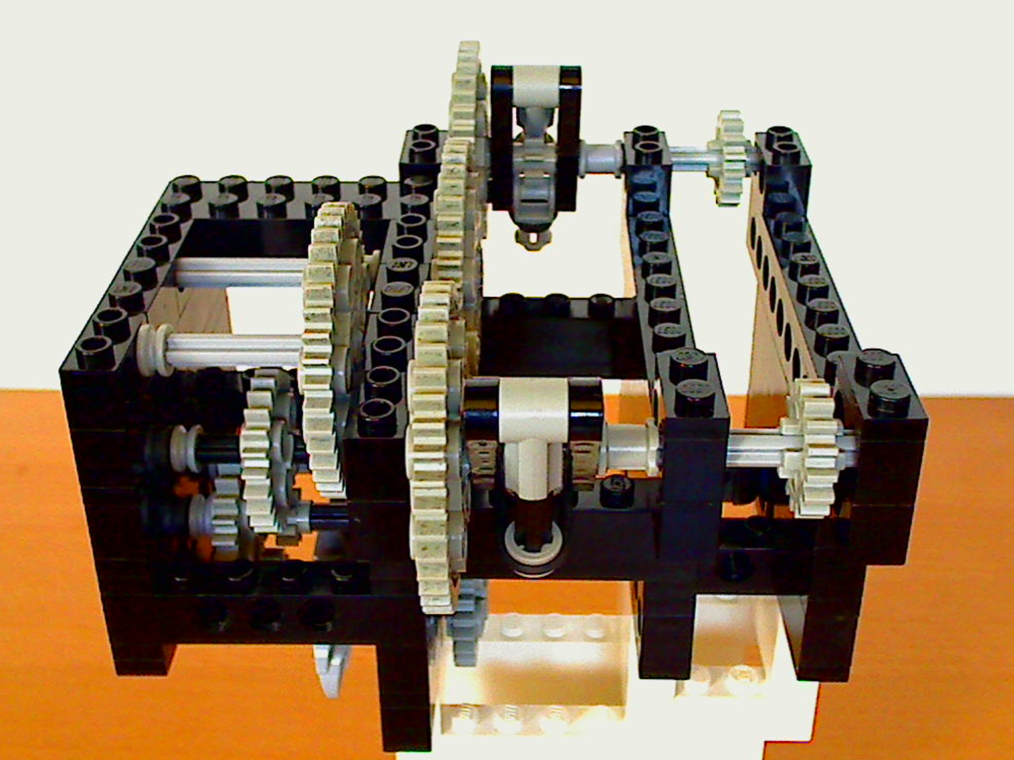 2_drive_train_-_right_side.jpg