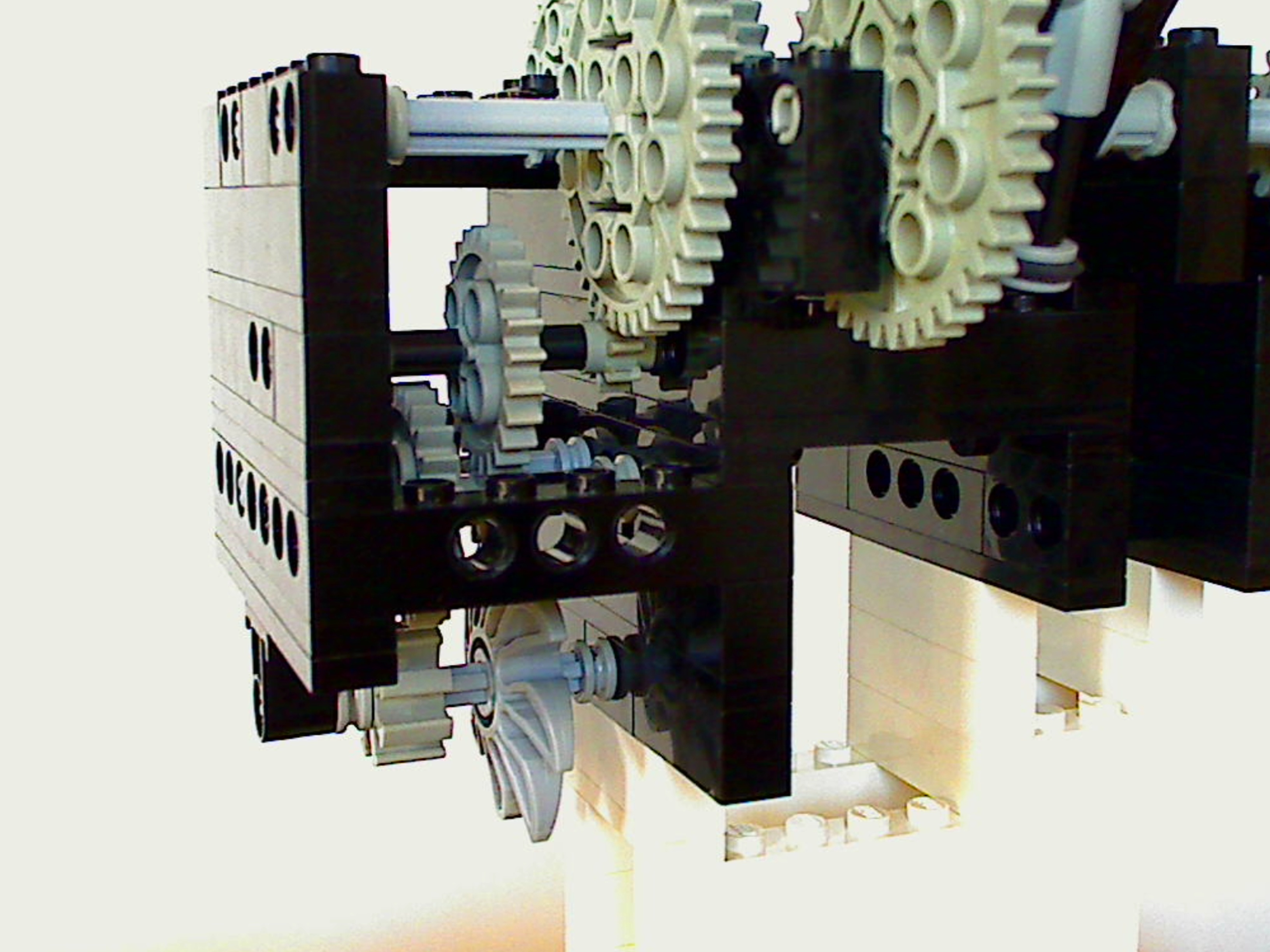 3_drive_train_-_right_front.jpg