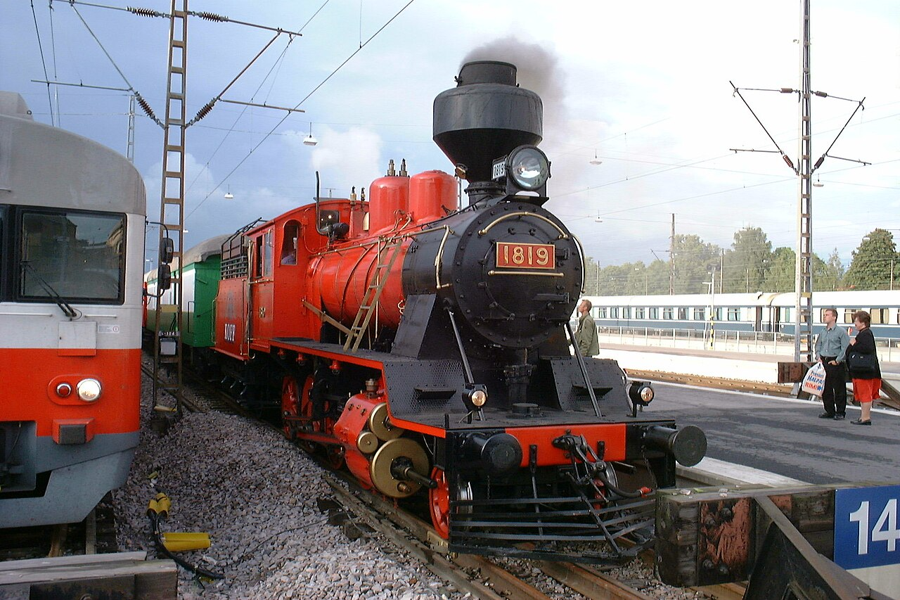1280px-Steam_special_231970343.png