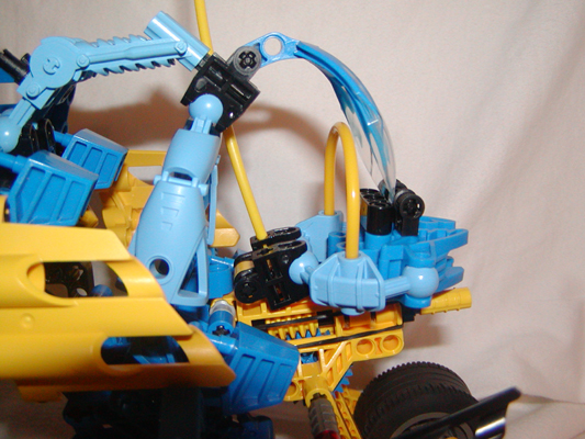 km_engine_closeup1.jpg