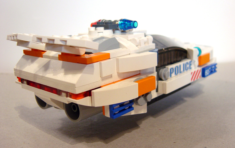 policecruiser3.jpg