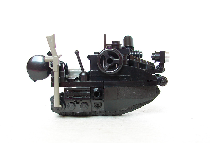 monotrackm2right.jpg