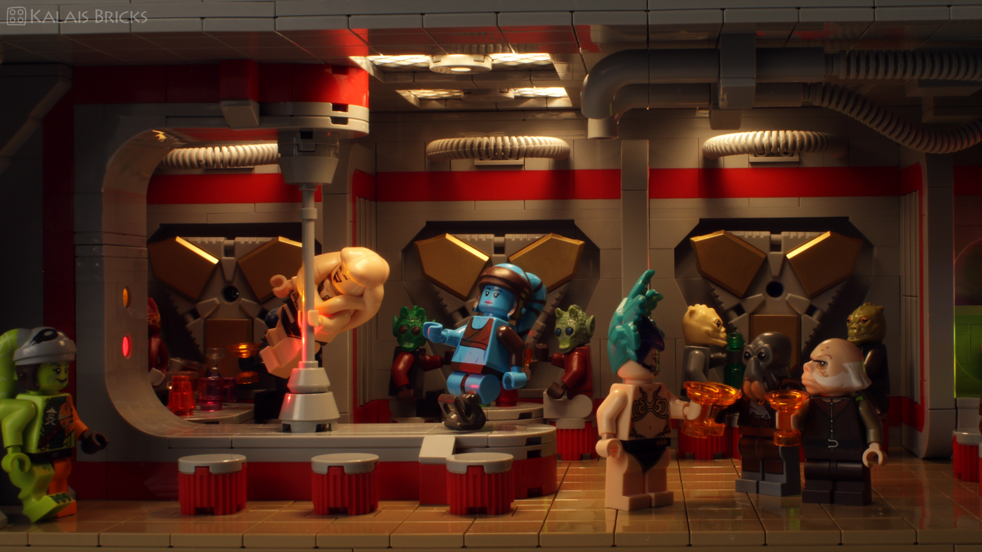 LEGO-MOC-Star-Wars-Club-Golden-Triangle-00.jpg