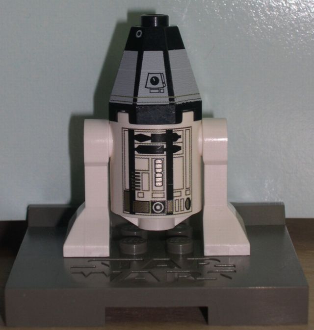r4-m9_front.jpg