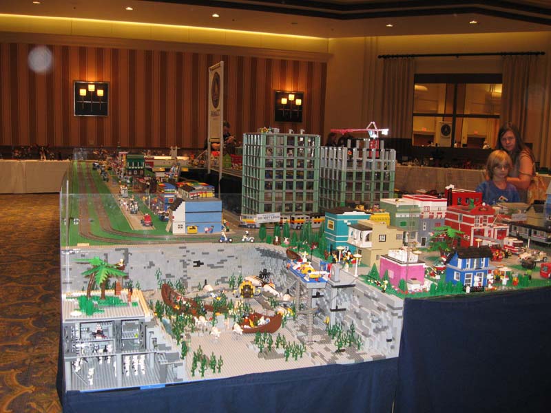 brickfair165.jpg
