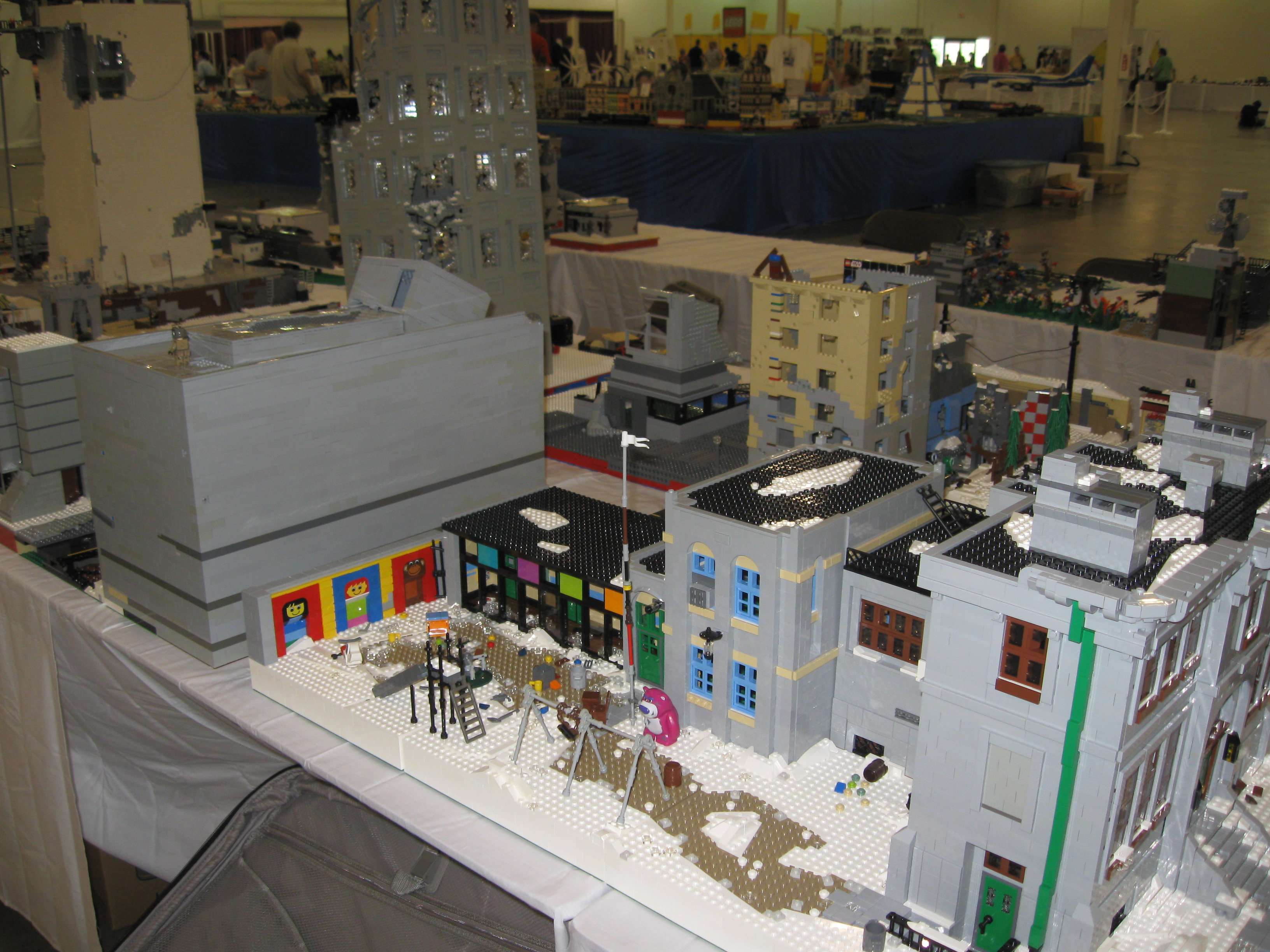 brickfair10_299.jpg