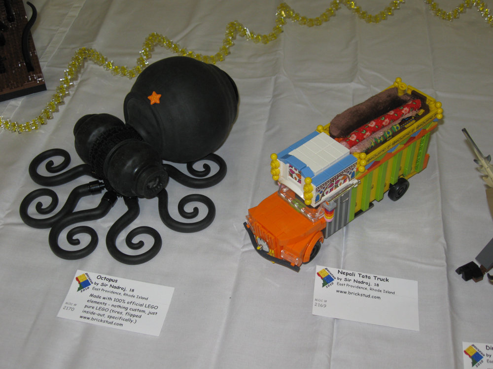 brickfair10_321.jpg