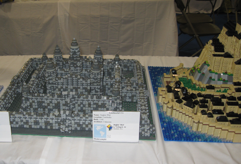 brickfair10_382.jpg