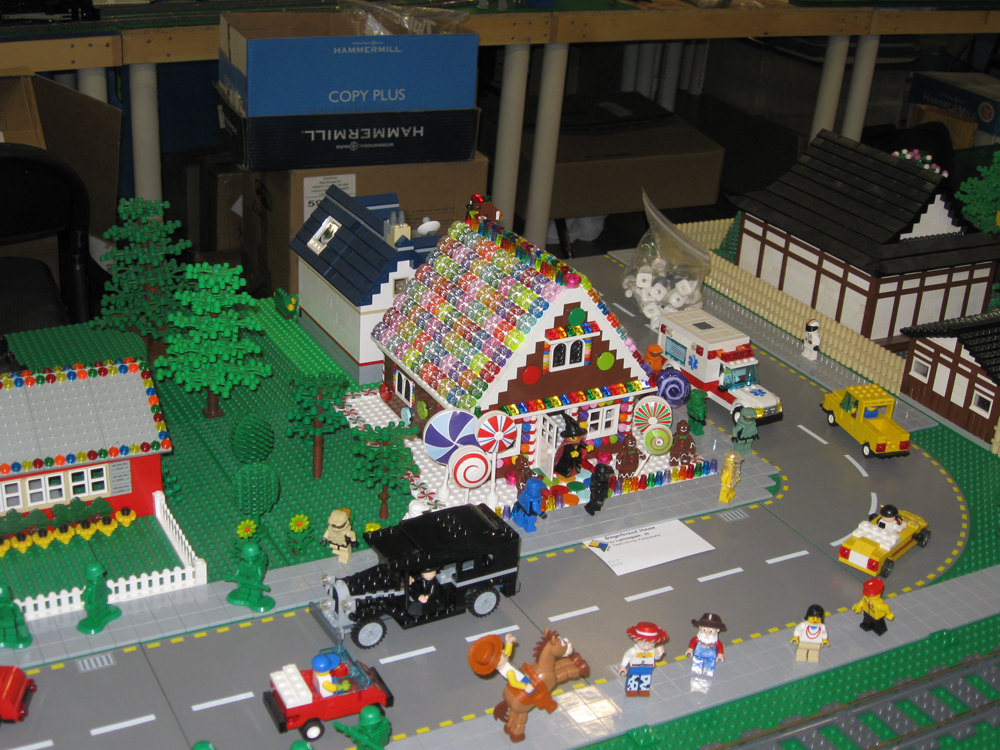 brickfair10_393.jpg