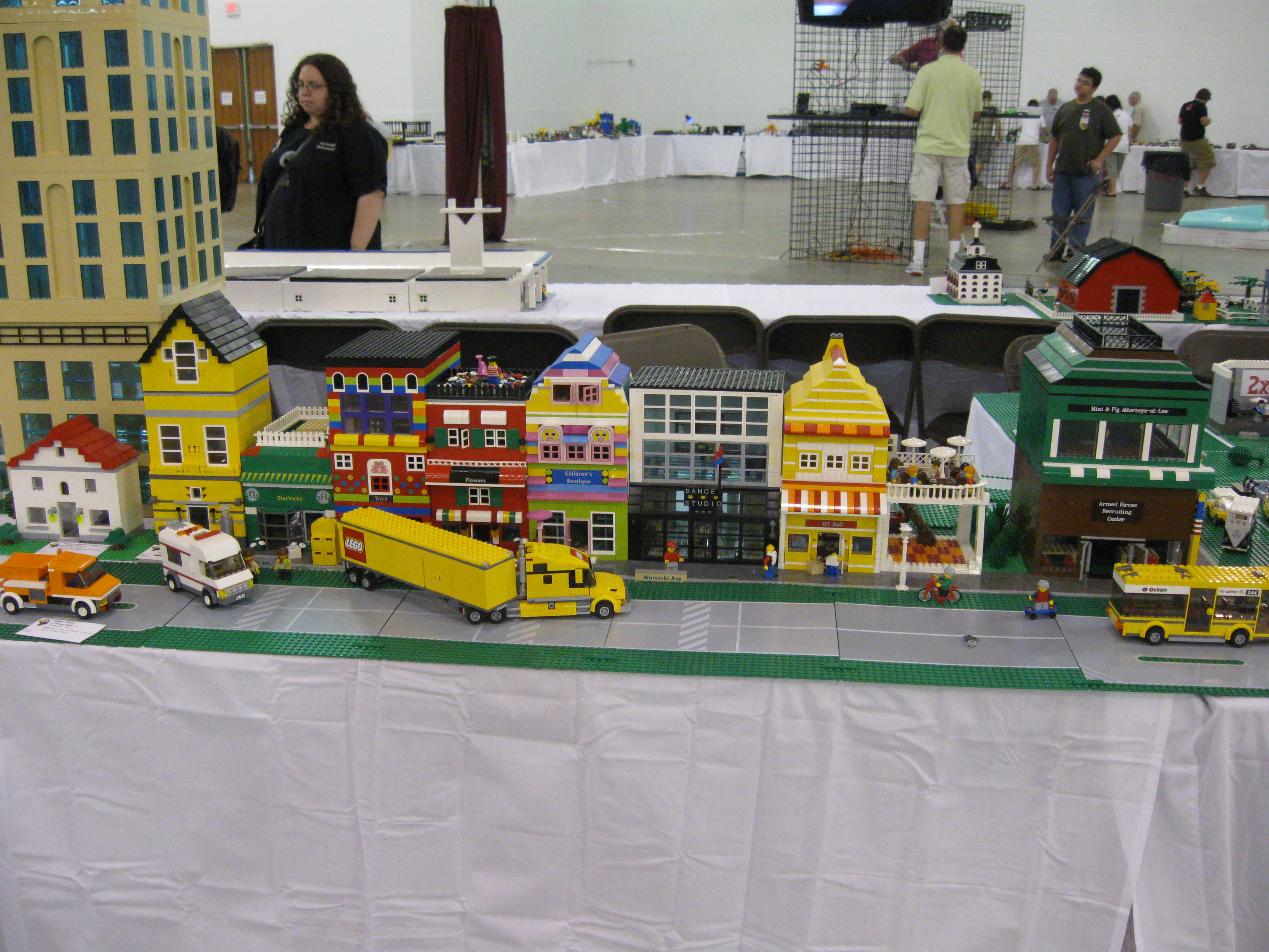 brickfair10_439.jpg