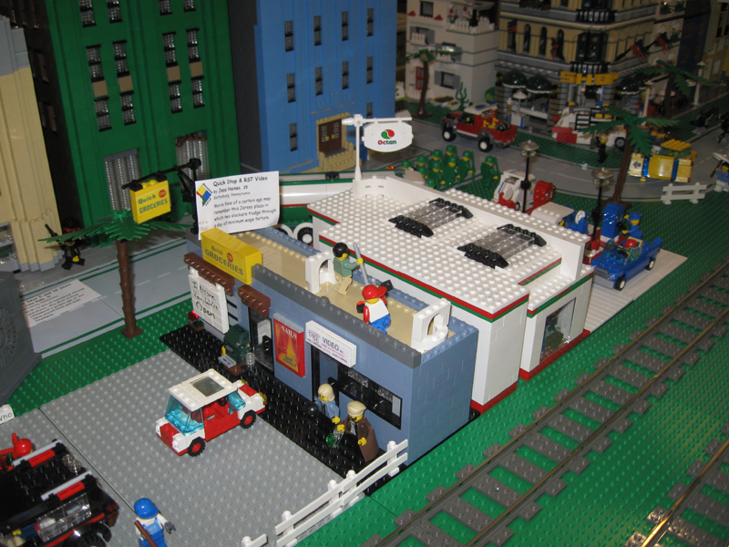 brickfair10_75.jpg