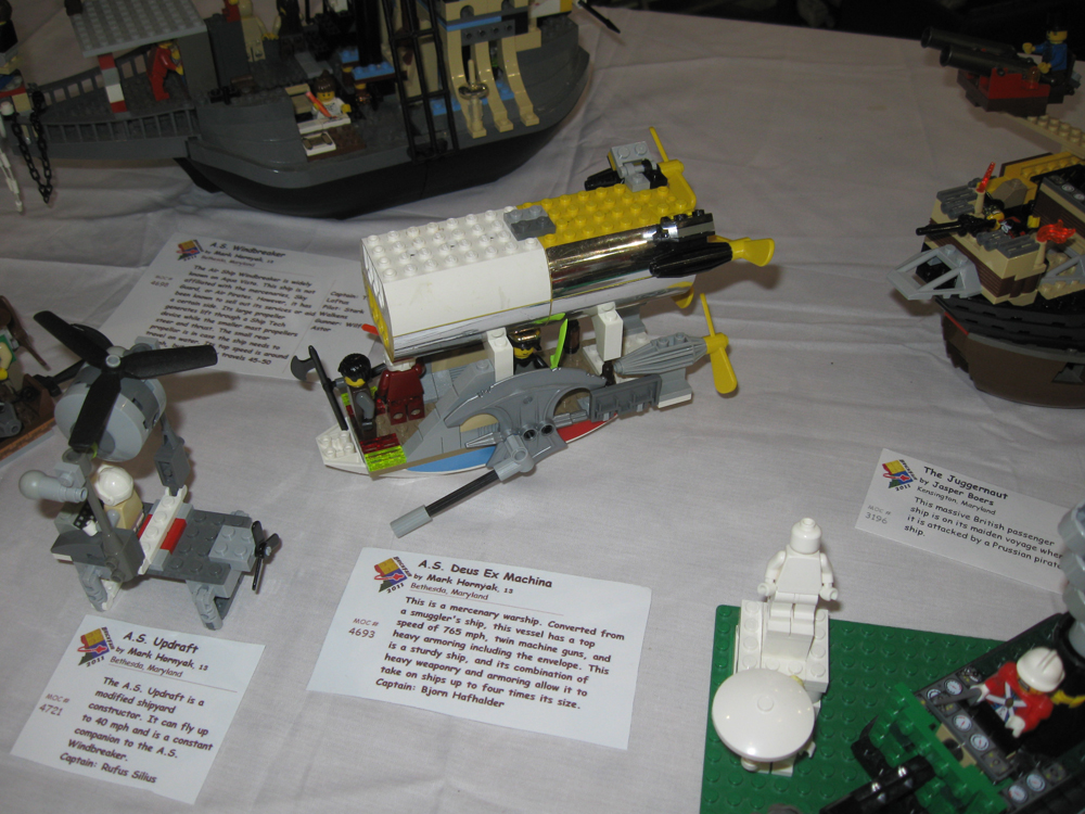 brickfair11_023.jpg