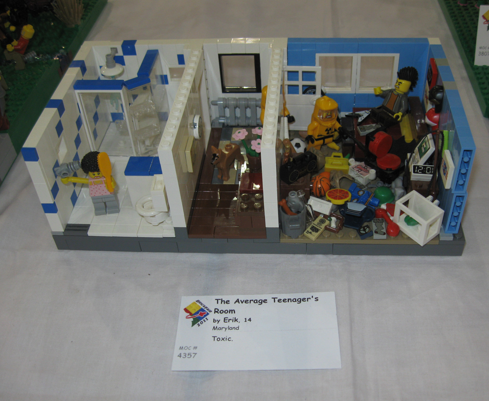brickfair11_208.jpg