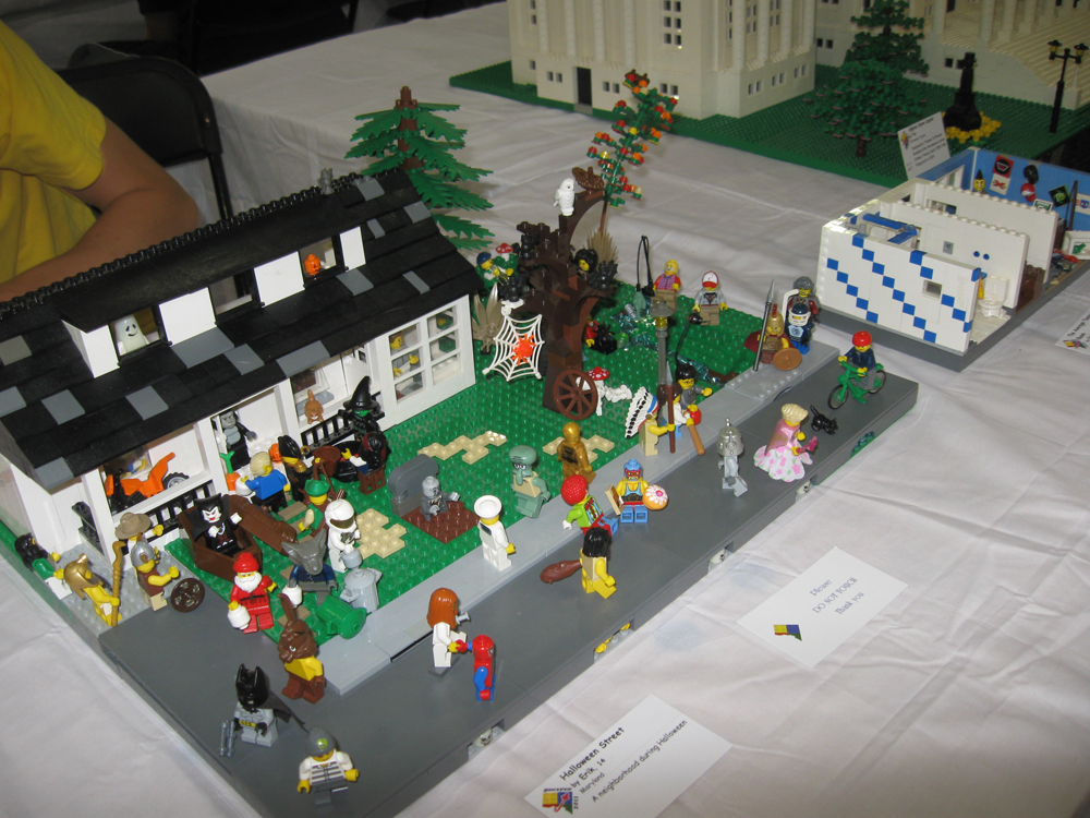 brickfair11_210.jpg
