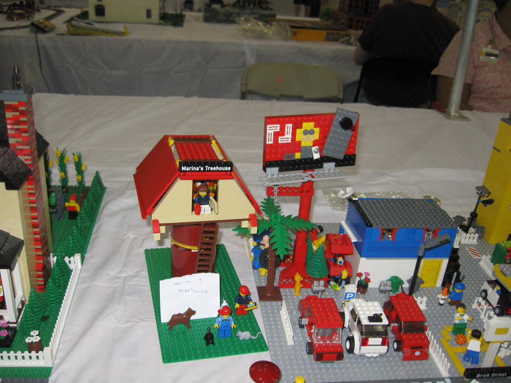brickfair11_237.jpg