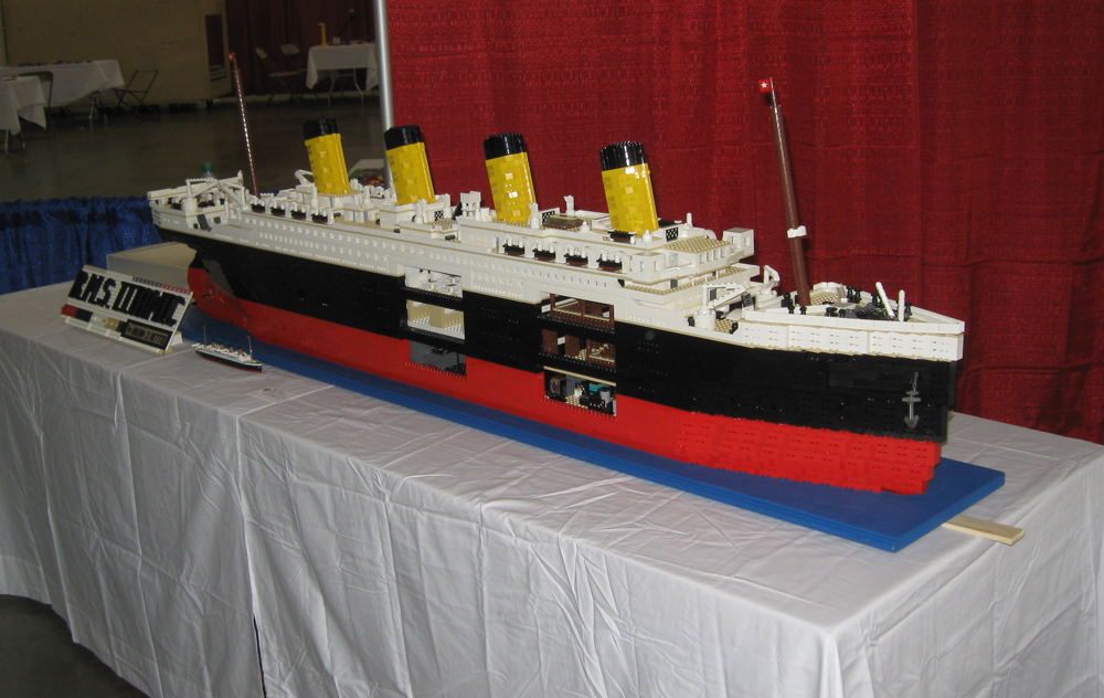 brickfair11_332.jpg