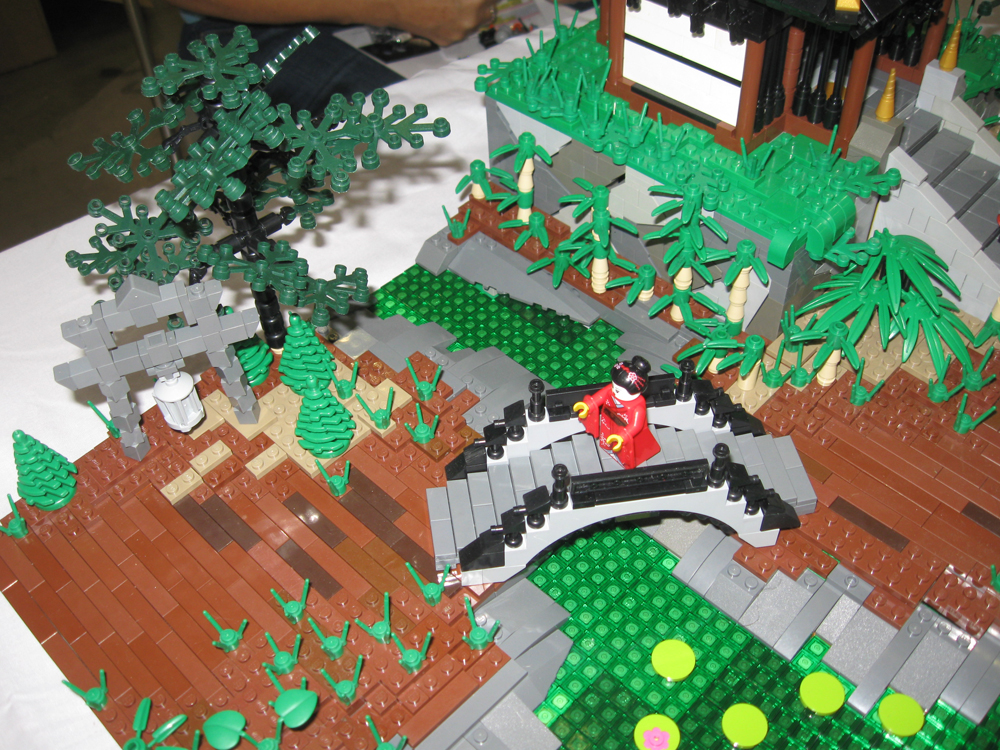 brickfair11_372.jpg