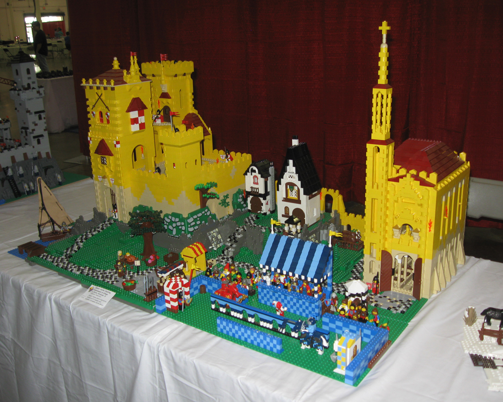 brickfair11_395.jpg
