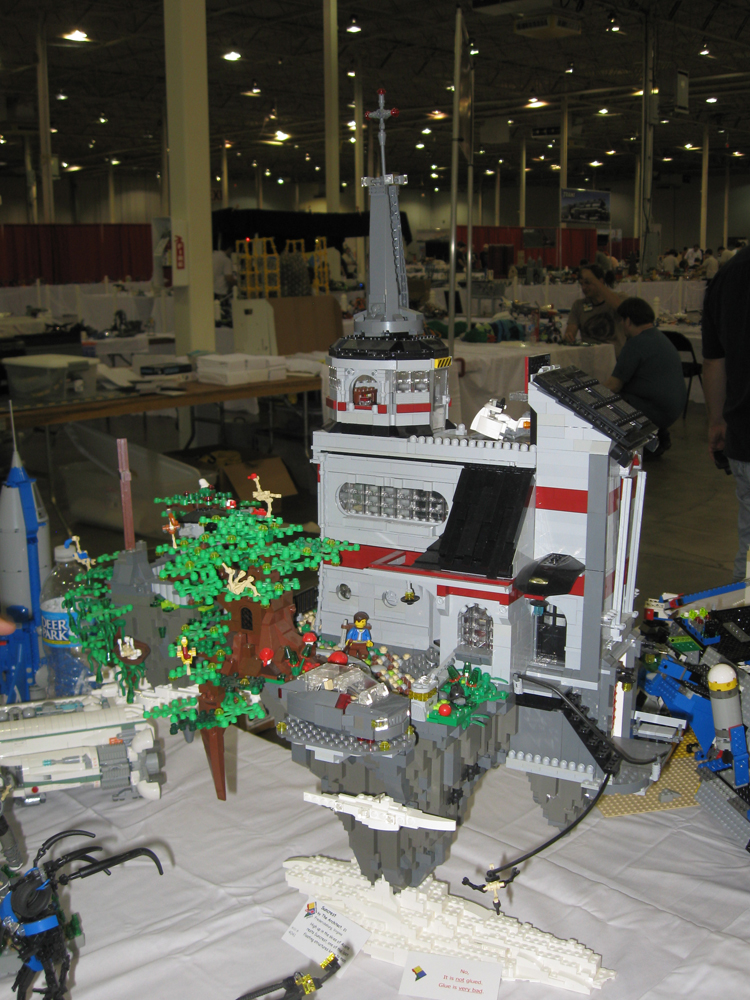 brickfair11_530.jpg