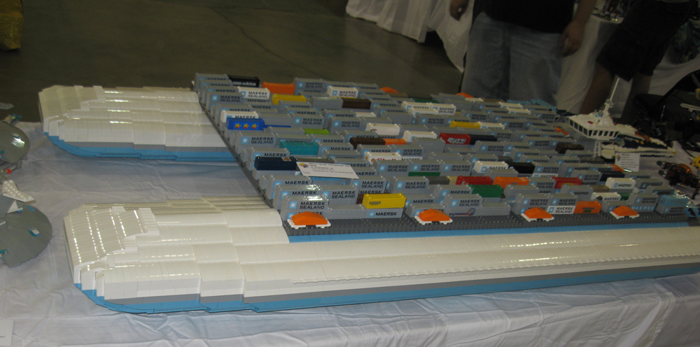 brickfair11_542.jpg