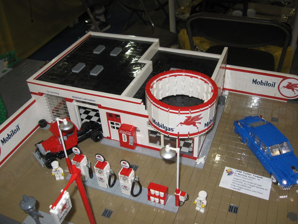 brickfair11_568.jpg