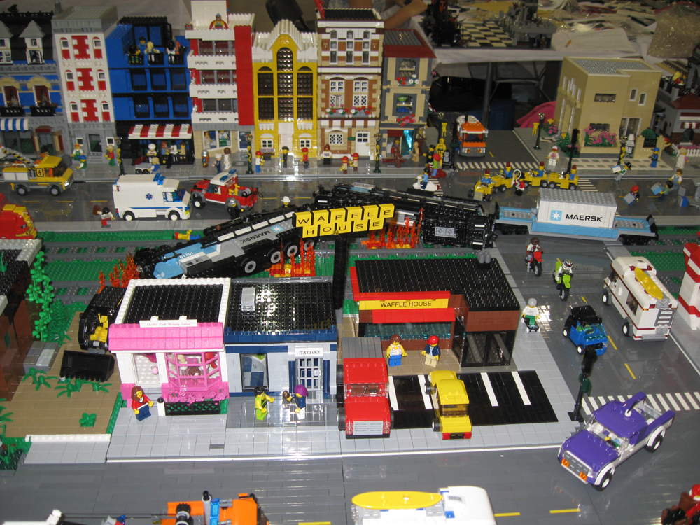 brickfair11_592.jpg