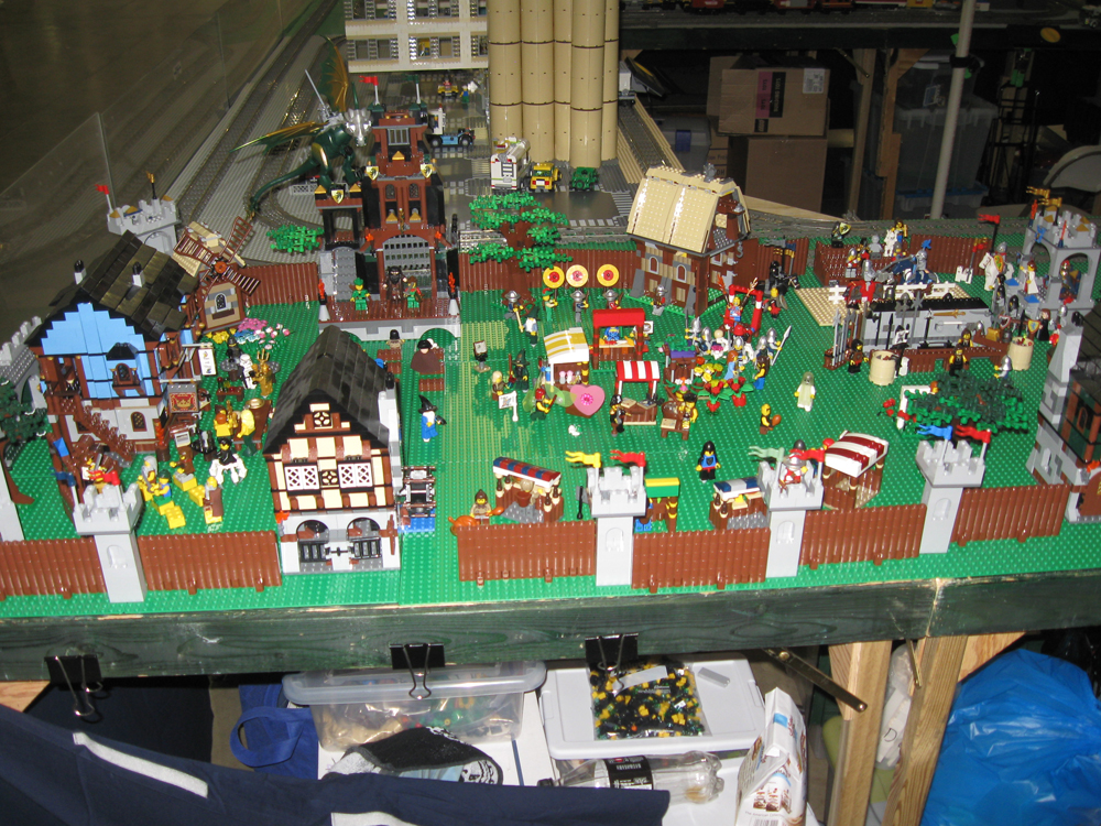 brickfair11_626.jpg