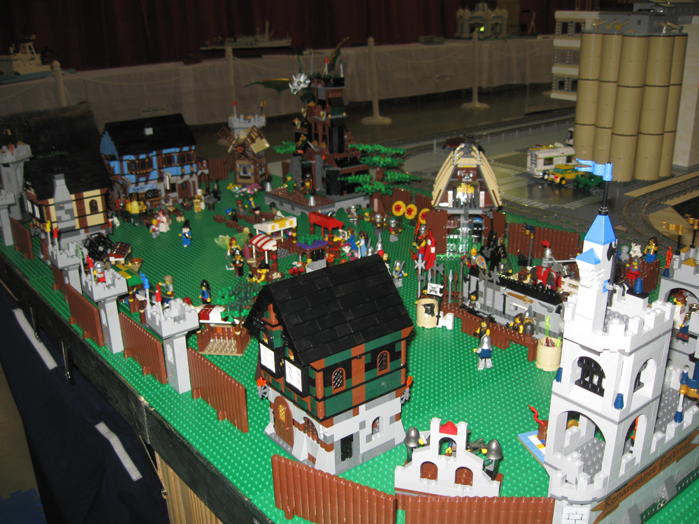 brickfair11_627.jpg