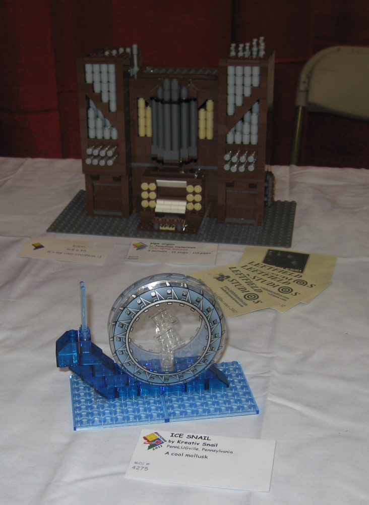 brickfair11_672.jpg