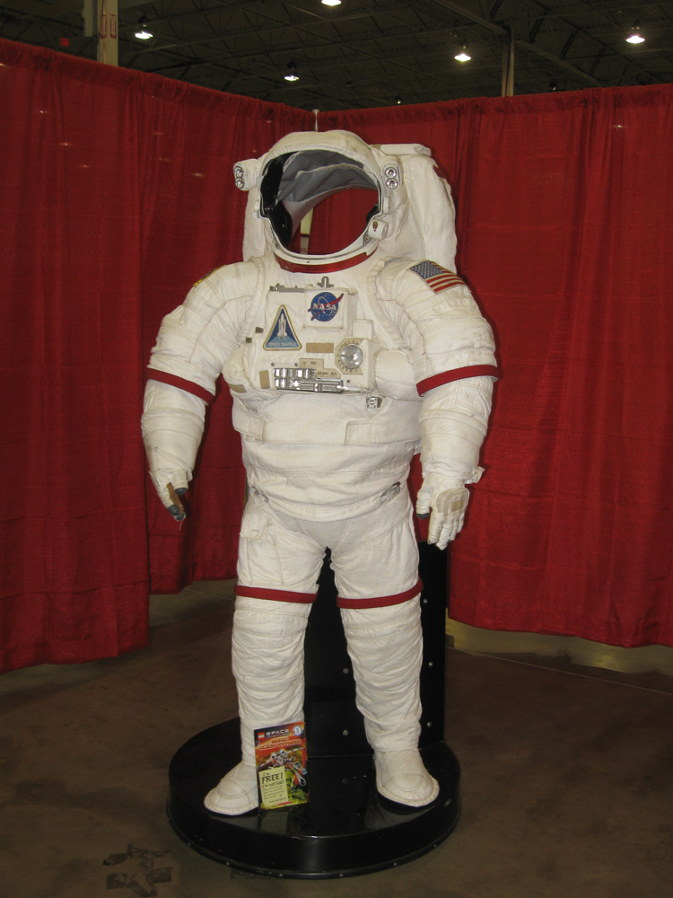 brickfair11_675.jpg