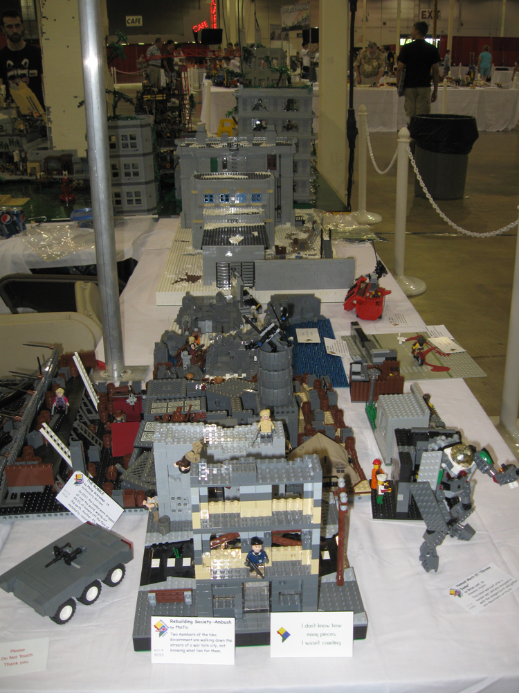 brickfair11_683.jpg