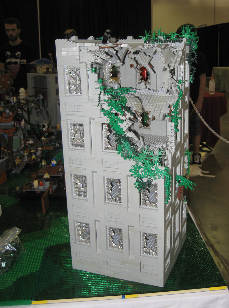brickfair11_687.jpg