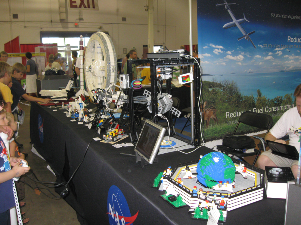 brickfair11_733.jpg