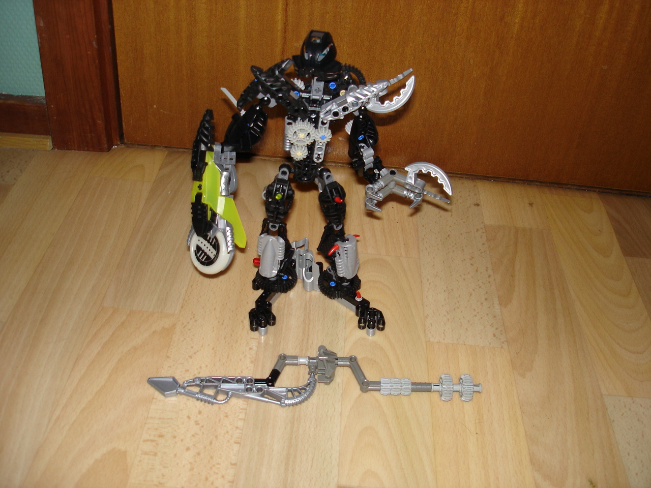 bionicle_002.jpg