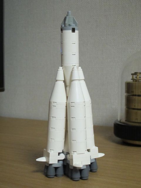 sputnik_rocket_01_01.jpg