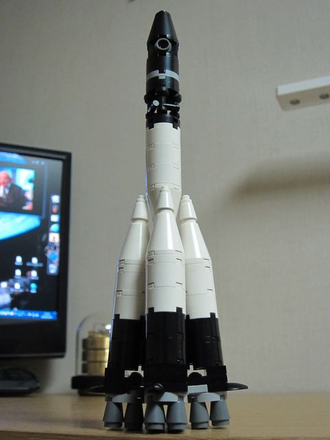 vostok_rocket_01_02.jpg