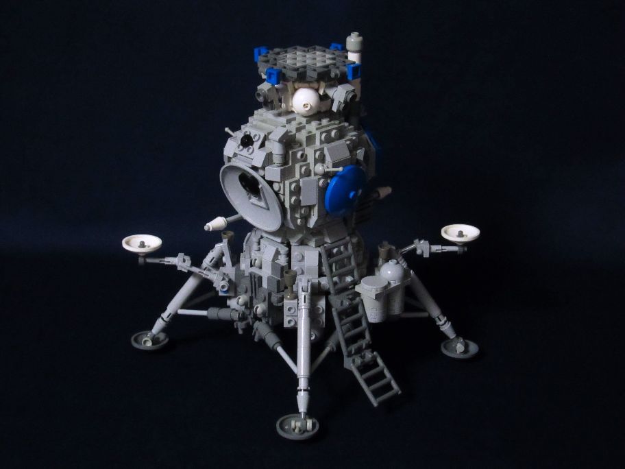 lk-moonlander-01-01.jpg