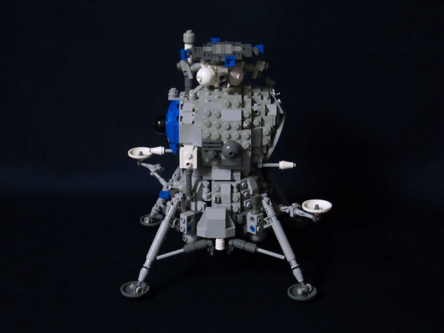 lk-moonlander-01-06.jpg