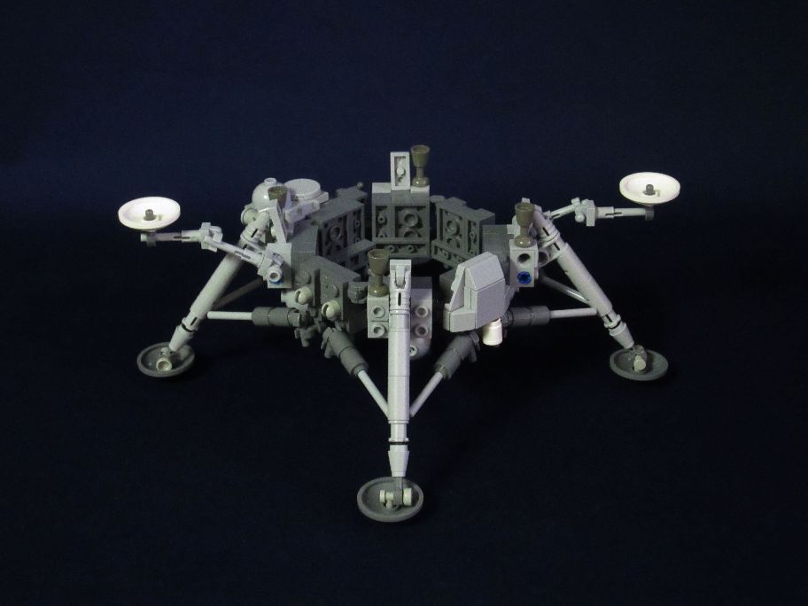 lk-moonlander-05-07-details-landinggear.jpg