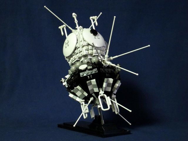 vostok-spaceship-1-2.jpg