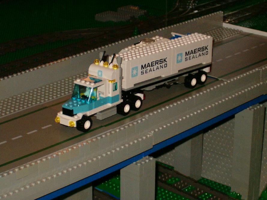 maersk.jpg